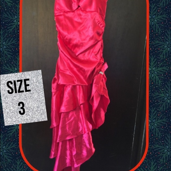 Ravishing Red asymmetrical dress - Picture 2 of 2